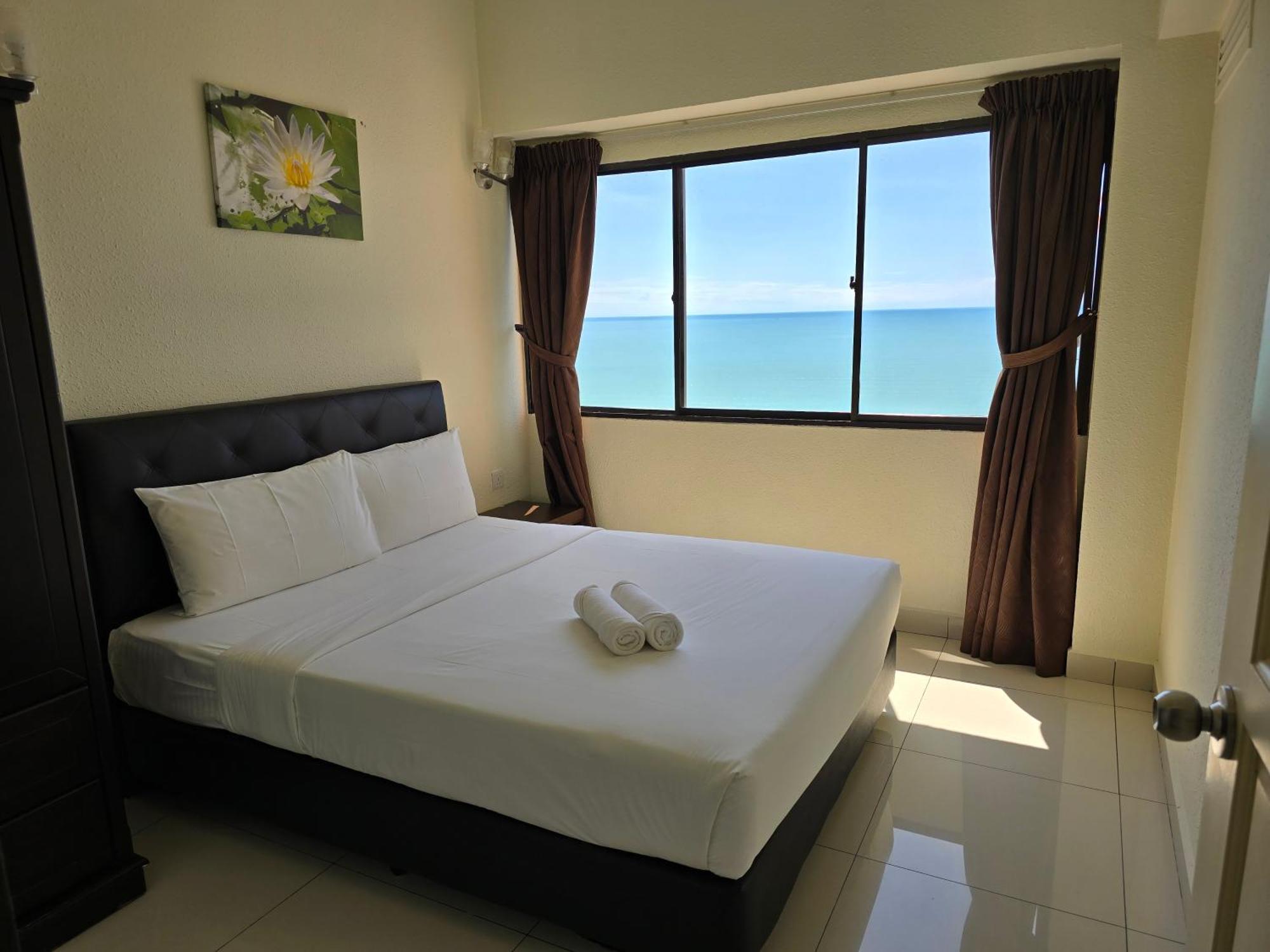 Aloka Seaview Apartment Batu Feringgi Buitenkant foto